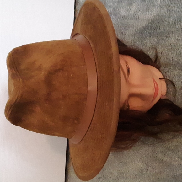 Accessories - Henschel hat